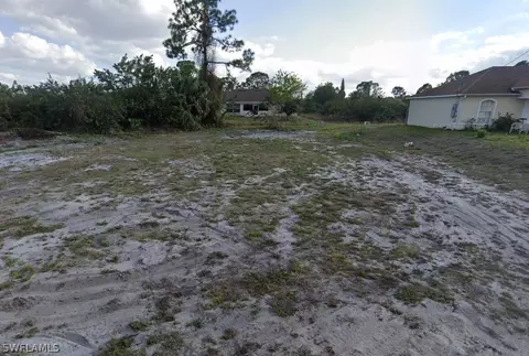 3105 39th St SW, Lehigh Acres, FL 33976