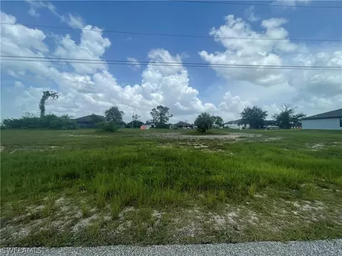 2521 NW 20th Pl, Cape Coral, FL 33993