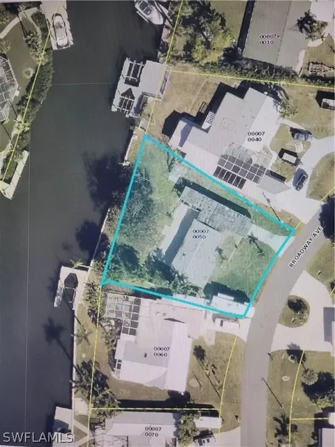 17710 Broadway Ave, Fort Myers Beach, FL 33931