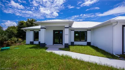 3323 Clearview Cir, Labelle, FL 33935 photo 10