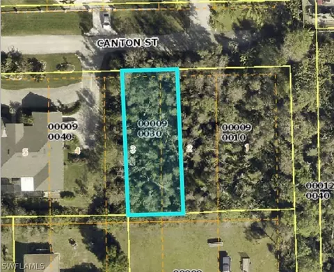 6872 Canton St, Fort Myers, FL 33966