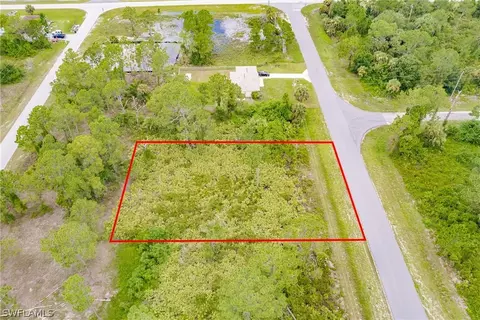 1210 Jaguar Blvd, Lehigh Acres, FL 33974