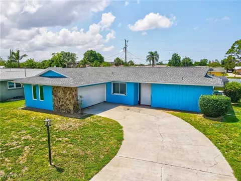 240 SE 46th Ter, Cape Coral, FL 33904