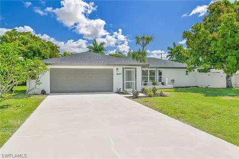 541 Peck Ave, Fort Myers, FL 33919