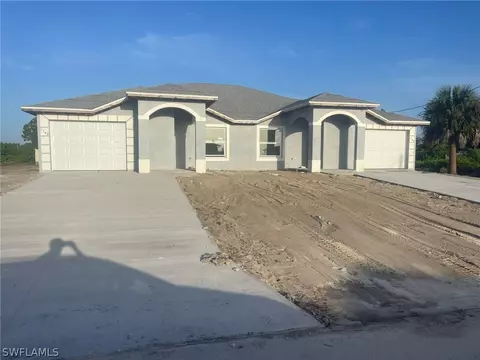 1140 1142 Gilbert Ave S, Lehigh Acres, FL 33973