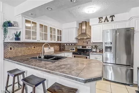 1100 Pondella Rd #316, Cape Coral, FL 33909
