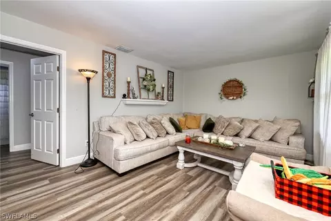 330 6th Ave, Labelle, FL 33935 photo 22