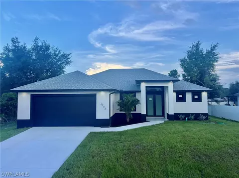 2903 13th St SW, Lehigh Acres, FL 33976