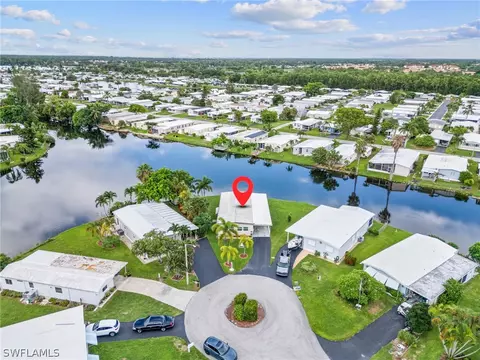 519 Cape Florida Ln, Naples, FL 34104