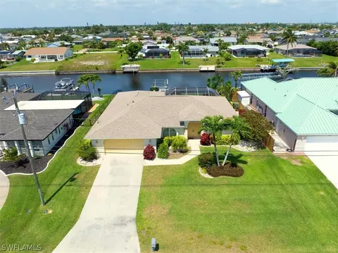 1315 SE 32nd Ter, Cape Coral, FL 33904