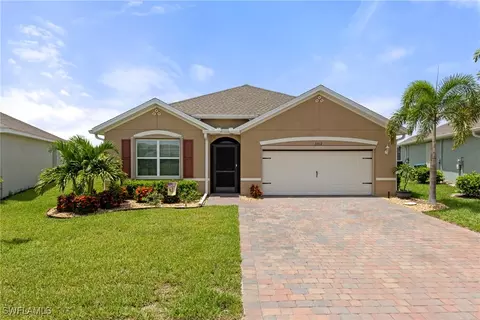3812 S Cobblestone Ln, Punta Gorda, FL 33980