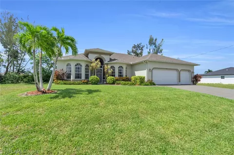 148 SW 28th St, Cape Coral, FL 33914