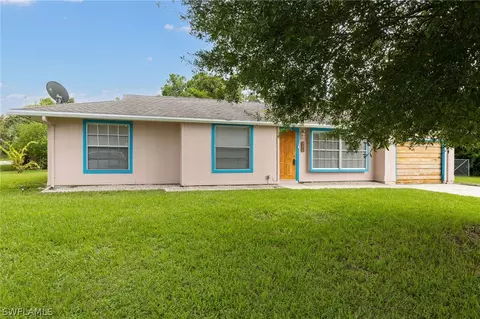 306 E 10th St, Lehigh Acres, FL 33972