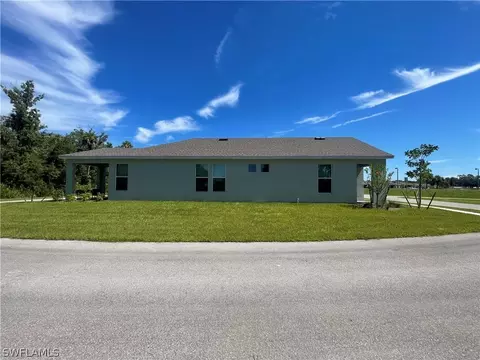 712 Treehouse Ln, Labelle, FL 33935 photo 5