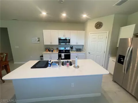 712 Treehouse Ln, Labelle, FL 33935 photo 16
