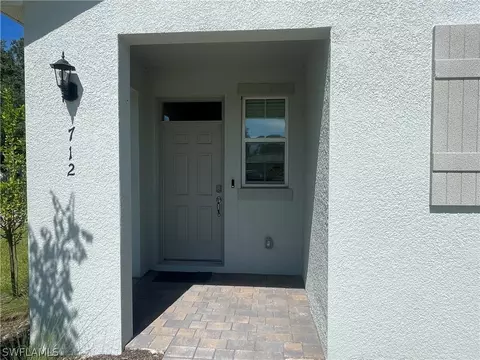 712 Treehouse Ln, Labelle, FL 33935 photo 3