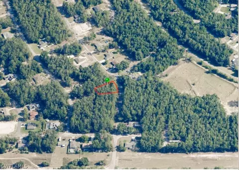 10100 N Biscayne Dr, Citrus Springs, FL 34434