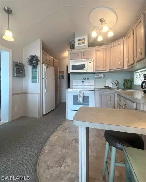 1724 E Manatee Loop, Punta Gorda, FL 33950 photo 15