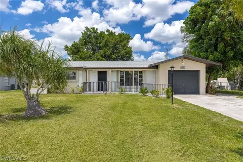 2632 SE 18th Pl, Cape Coral, FL 33904