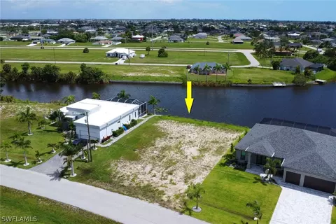 1724 NW 9th St, Cape Coral, FL 33993