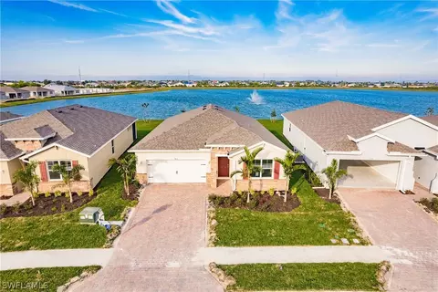 343 Spring Hill Lake Loop, Cape Coral, FL 33993