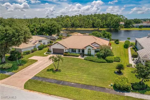 2013 Imperial Golf Course Blvd, Naples, FL 34110