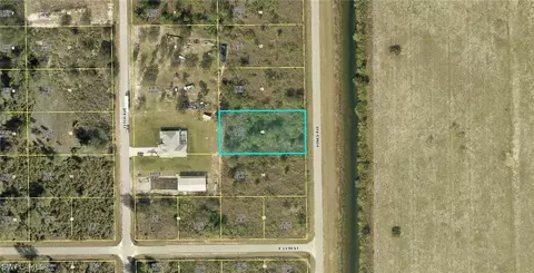 1105 Hines Ave, Lehigh Acres, FL 33972