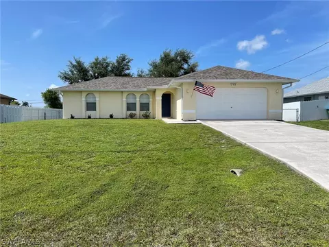 506 NE Van Loon Ln, Cape Coral, FL 33909