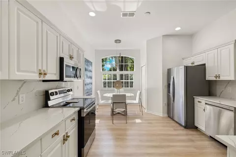 12756 Fox Ridge Dr, Bonita Springs, FL 34135