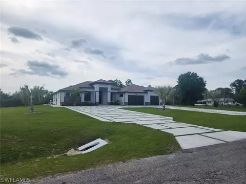 619 5th Ave, Lehigh Acres, FL 33972