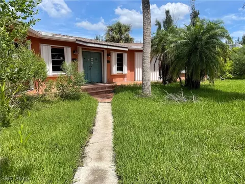 3455 Papaya St, Saint James City, FL 33956