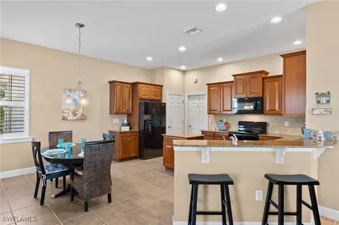 11208 Suffield St, Fort Myers, FL 33913