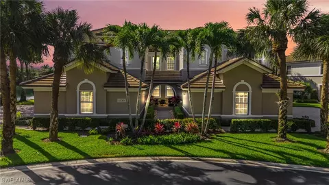 10005 Valiant Ct #202, Miromar Lakes, FL 33913