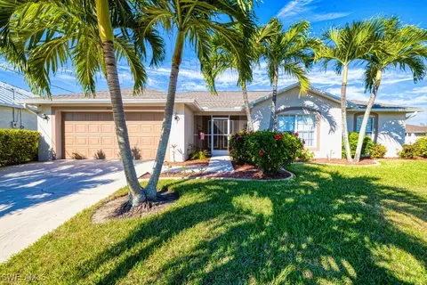 2907 NW 11th St, Cape Coral, FL 33993