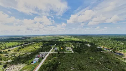 7753 1st Pl, Labelle, FL 33935 photo 3
