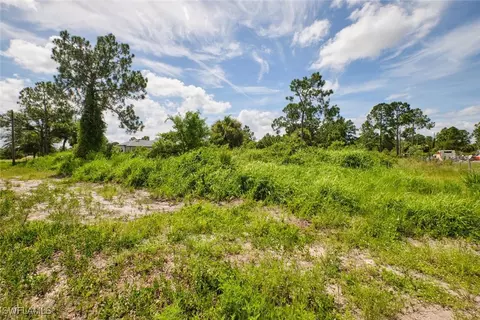 7753 1st Pl, Labelle, FL 33935 photo 4