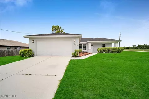 2500 Betty Pl, Lehigh Acres, FL 33971