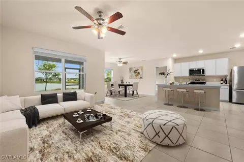 3167 Estancia Ln, Cape Coral, FL 33909