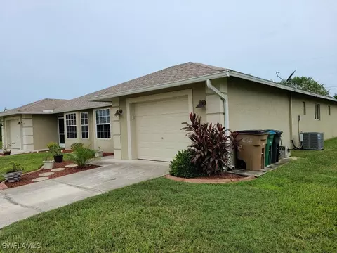 532534 SE 6th Pl, Cape Coral, FL 33990