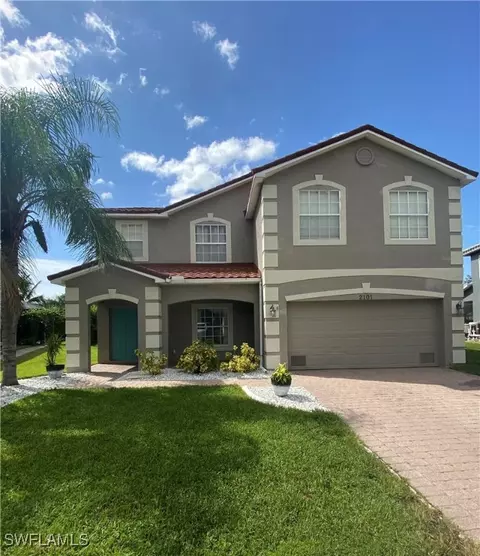 2101 Cape Heather Cir, Cape Coral, FL 33991