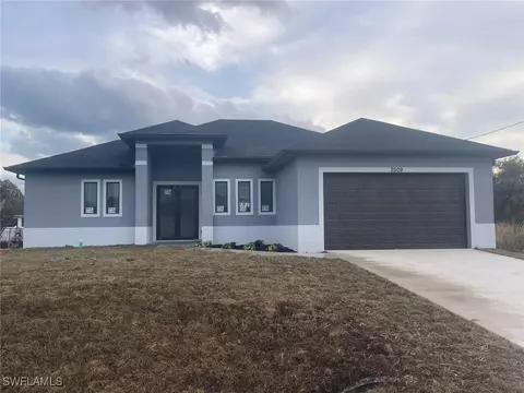 2505 50th St SW, Lehigh Acres, FL 33976