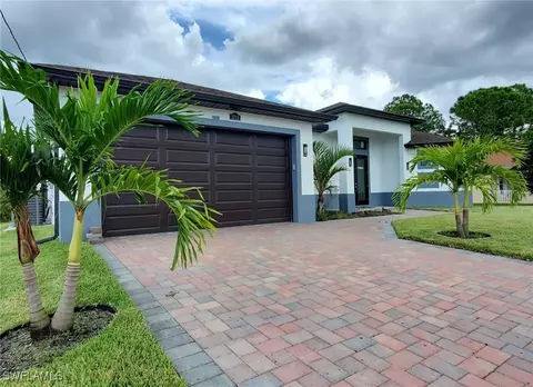 3712 8th St SW, Lehigh Acres, FL 33976