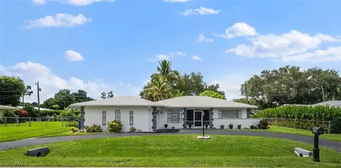 2248 Dover Ave, Fort Myers, FL 33907