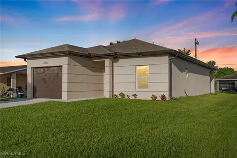 2246 Towles St, Fort Myers, FL 33916