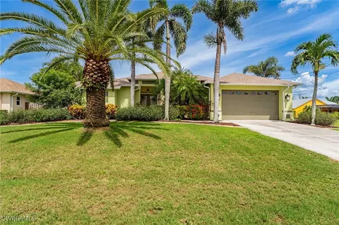 4513 SW 22nd Pl, Cape Coral, FL 33914