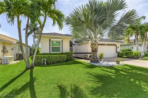 12887 Dresden Ct, Fort Myers, FL 33912