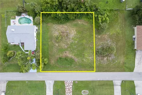 2048 NE 28th St, Cape Coral, FL 33909