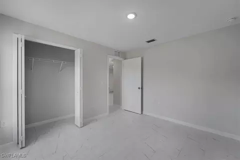 8027 Oakleaf Cir, Labelle, FL 33935 photo 18