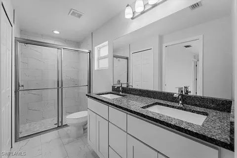 8027 Oakleaf Cir, Labelle, FL 33935 photo 24
