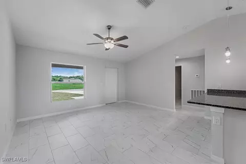 8027 Oakleaf Cir, Labelle, FL 33935 photo 11
